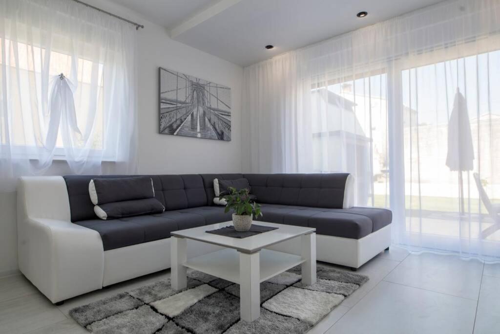 Holiday House Gavran Водице Экстерьер фото